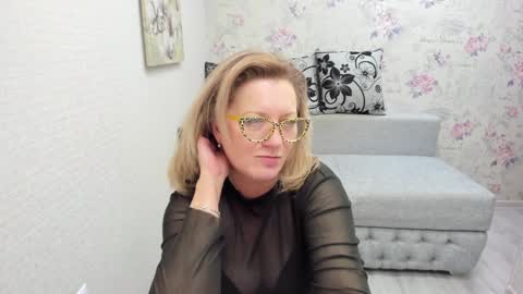 Lea online show from January 28, 10:23 pm