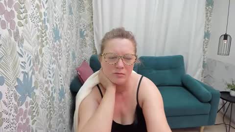 Lea online show from February 23, 8:28 am