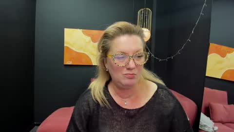 Lea online show from March 1, 5:49 pm