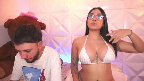 Snapshot of league_of_lovers2 chatting on March 7, 3:08 am Vero Andy and Caius online show from March 7, 3:08 am