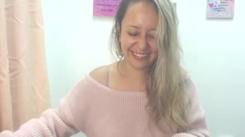 leah_susman online show from March 11, 4:54 am