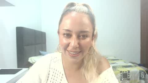 leah_susman online show from March 19, 3:54 am