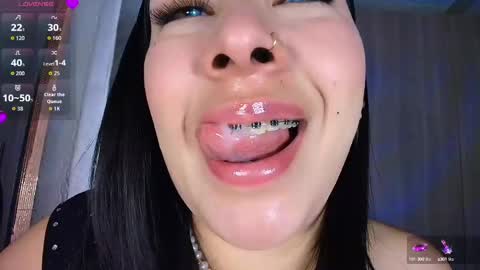 leah online show from September 21, 10:17 am