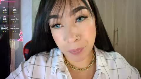 Snapshot of leahtemptation chatting on May 15, 11:23 pm leah online show from May 15, 11:23 pm