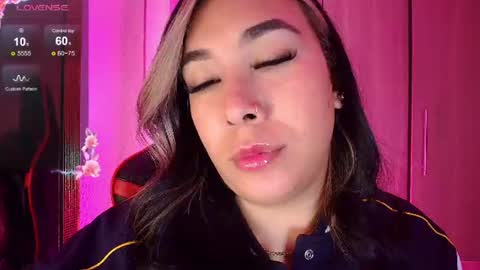 leah online show from June 29, 7:25 am