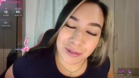 leah online show from July 12, 9:11 am