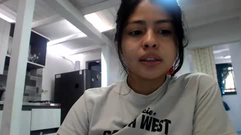 Snapshot of leahveg chatting on July 23, 6:50 pm Leah online show from July 23, 6:50 pm