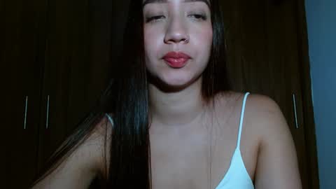 leanaalhub online show from December 23, 3:18 am