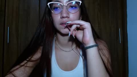 leanaalhub online show from February 20, 4:28 am