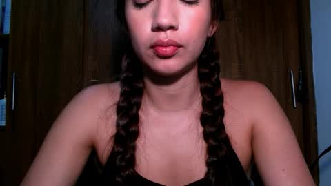 leanaalhub online show from December 23, 1:14 am