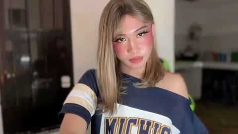 Miss Candy online show from July 13, 10:07 am