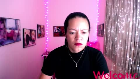 Leandra online show from January 10, 6:28 pm