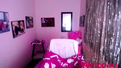 Leandra online show from January 24, 4:28 pm