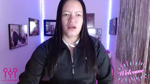 Leandra online show from September 11, 1:00 pm