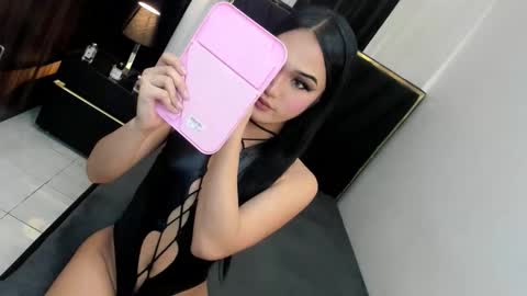 leanna online show from October 4, 6:50 pm