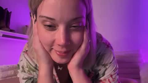 leanneluxecouple online show from October 15, 12:33 am