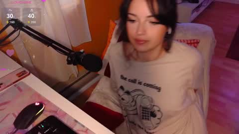 Snapshot of learaypie chatting on October 9, 8:51 pm Lea Ray Pie online show from October 9, 8:51 pm