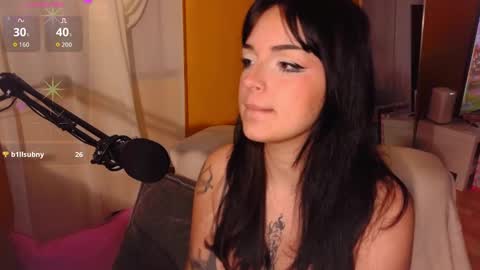 Snapshot of learaypie chatting on November 14, 9:24 pm Lea Ray Pie online show from November 14, 9:24 pm