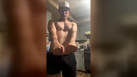 Snapshot of least_bodybuilder920 chatting on July 6, 3:25 am least_bodybuilder920 online show from July 6, 3:25 am