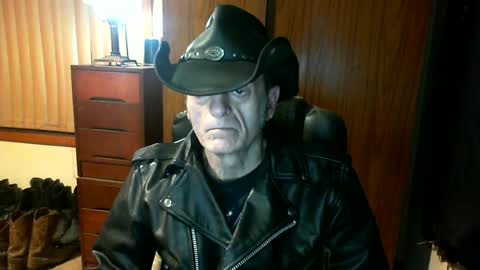 leathergreaser online show from July 1, 4:40 pm