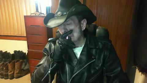 leathergreaser online show from July 7, 7:29 pm