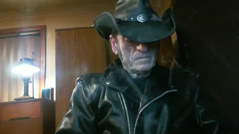 leathergreaser online show from July 11, 9:05 pm