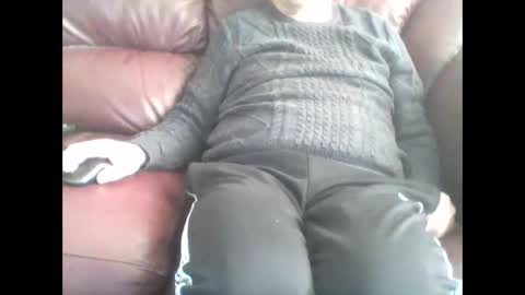 leatherpants68 online show from November 19, 3:12 pm