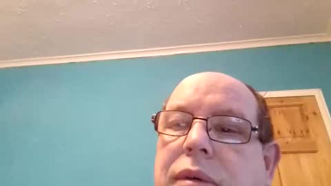 leatherpants68 online show from December 22, 8:44 am