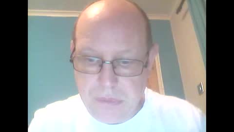 Snapshot of leatherpants68 chatting on June 9, 9:37 pm leatherpants68 online show from June 9, 9:37 pm
