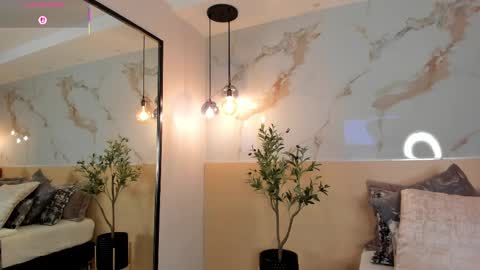    online show from September 18, 11:07 pm