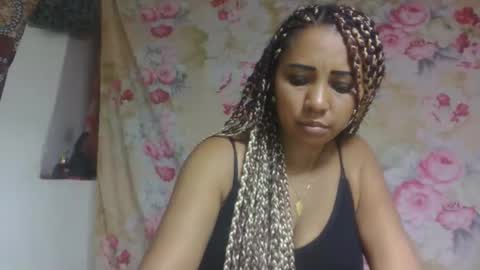 leatiana online show from March 19, 5:50 pm