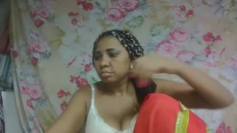 leatiana online show from April 6, 6:09 pm