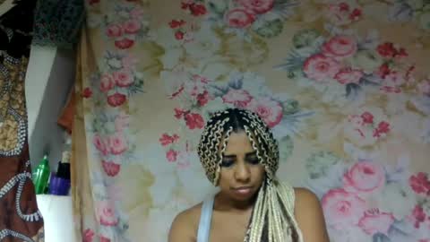 Snapshot of leatianaa chatting on June 13, 8:45 am leatianaa online show from June 13, 8:45 am