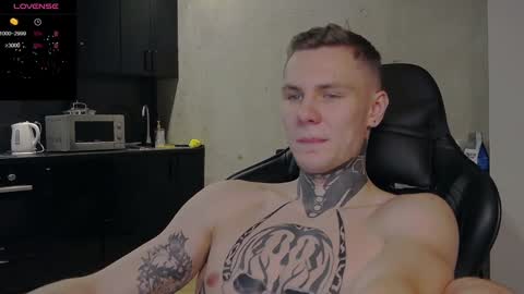 Snapshot of lechery_boy chatting on December 11, 5:04 pm Lechery boy online show from December 11, 5:04 pm