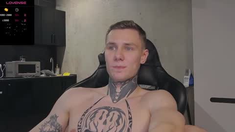 Snapshot of lechery_boy chatting on December 17, 11:49 am Lechery boy online show from December 17, 11:49 am