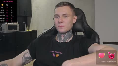 Snapshot of lechery_boy chatting on December 21, 1:32 pm Lechery boy online show from December 21, 1:32 pm