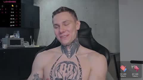 Snapshot of lechery_boy chatting on December 24, 3:16 pm Lechery boy online show from December 24, 3:16 pm