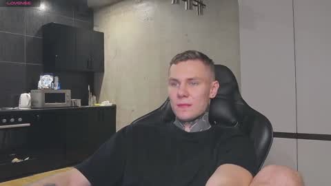 Snapshot of lechery_boy chatting on January 14, 4:29 pm Lechery boy online show from January 14, 4:29 pm