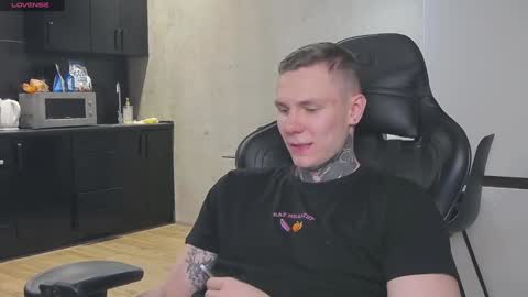 Snapshot of lechery_boy chatting on January 19, 6:32 pm Lechery boy online show from January 19, 6:32 pm