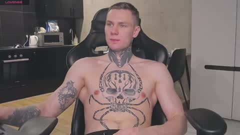 Snapshot of lechery_boy chatting on January 22, 7:57 am Lechery boy online show from January 22, 7:57 am