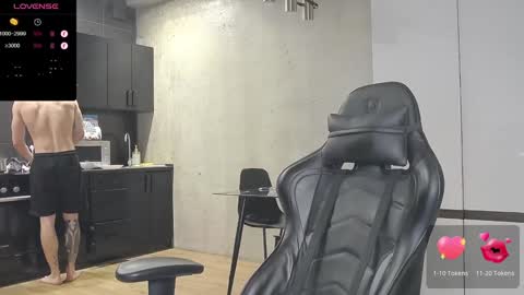 Snapshot of lechery_boy chatting on January 22, 5:06 pm Lechery boy online show from January 22, 5:06 pm