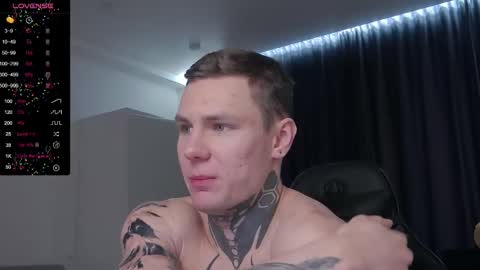 Snapshot of lechery_boy chatting on February 12, 10:46 am Lechery boy online show from February 12, 10:46 am