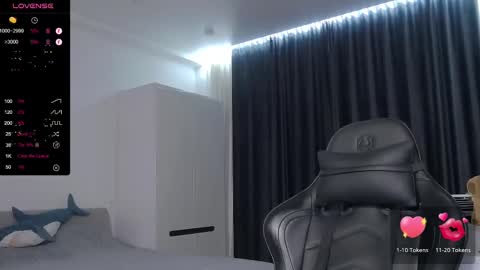 Snapshot of lechery_boy chatting on February 14, 7:54 pm Lechery boy online show from February 14, 7:54 pm