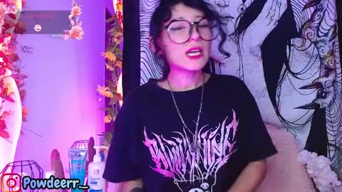 lee_powder online show from March 31, 2:13 am