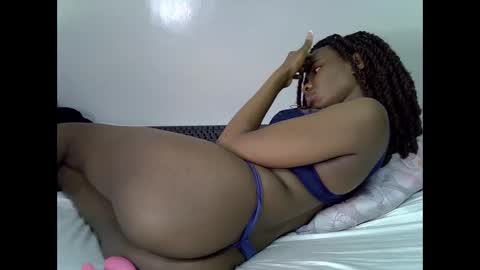 Snapshot of lee_shaz chatting on June 8, 1:33 pm lee baby online show from June 8, 1:33 pm