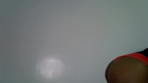 Snapshot of lee_shaz chatting on June 24, 6:51 pm lee baby online show from June 24, 6:51 pm