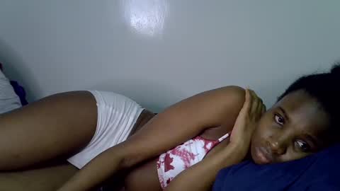 Snapshot of lee_shaz chatting on June 30, 1:39 am lee baby online show from June 30, 1:39 am