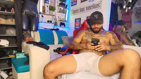 leenar_key online show from March 14, 1:34 am