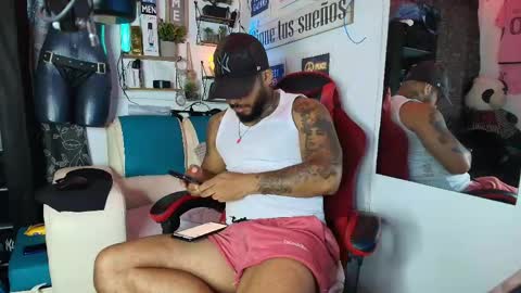 leenar_key online show from April 10, 2:55 pm