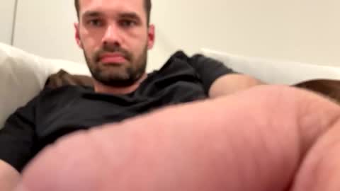 Snapshot of leexxx_69 chatting on October 28, 1:09 am leexxx_69 online show from October 28, 1:09 am